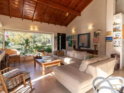 Casa en Alquiler Temporal en Los Troncos, USD 2.500