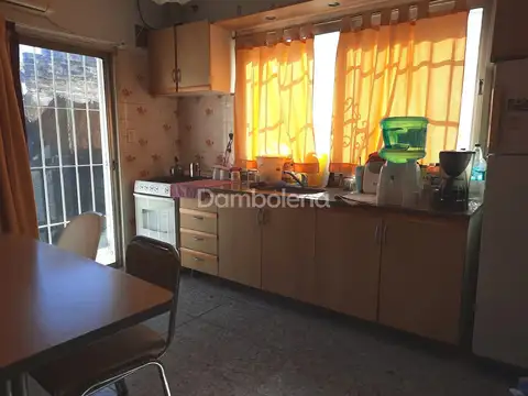 Casa en Venta en Villa Adelina, USD 220.000