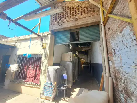 Galpon en Venta 55  mts Fondo