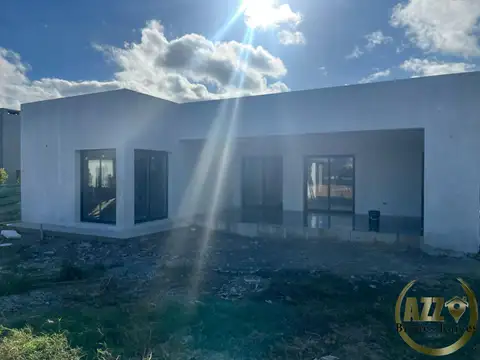 Casa en Venta en Pilar, USD 175.000