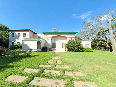 Casa de 4 dormitorios - Campo - Casco - Casa de Huéspedes - Casa de Caseros - Pileta - Ramallo