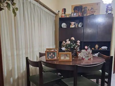 Casa de dos dormitorios en La Plata