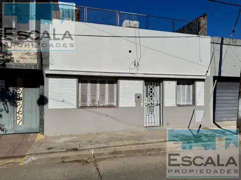 Casa 4 ambientes con 1 baño
