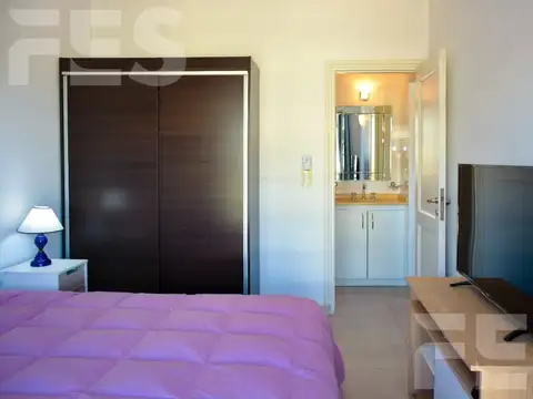 Departamento en venta y alquiler temporal Pinamar de 3 ambientes   entre piso