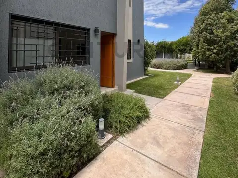 VENTA DEPARTAMENTO P.B. MORENO PARK