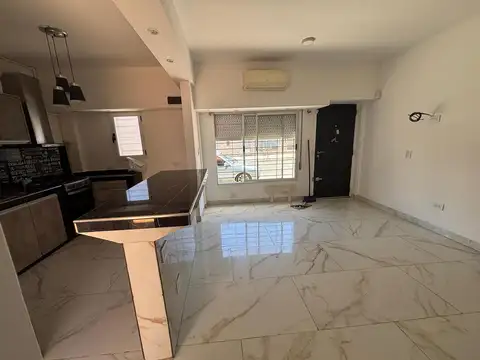 VENTA PH AL FRENTE   3 AMBIENTES CON PATIO PARRILLA  RAMOS MEJIA SUR OPORTUNIDAD