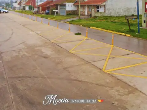             |  RETASADO   Sobre Av del Arroyo