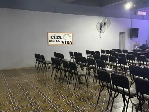 Local en Venta en Almafuerte, $ 320.000