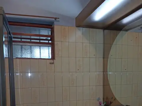 CHALET La Reja Av Fahy a 1 cuadra Ruta 5 salida Autopista