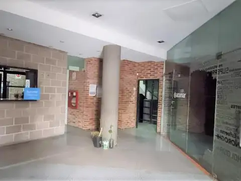 Galpon en Alquiler en Pompeya, USD 48.000