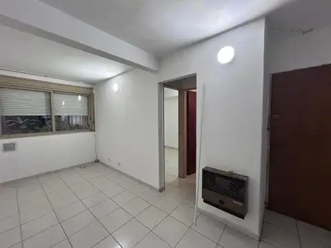 Departamento en Alquiler en Centro, $ 300.000