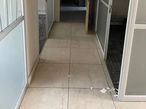 Local en Venta en Olivos, USD 750.000