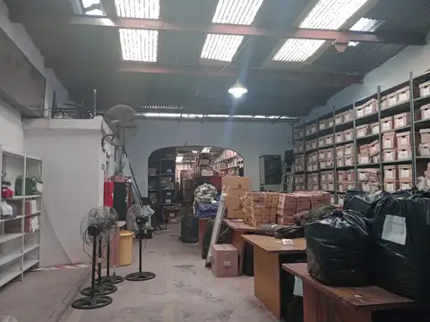 Galpon en Venta 7  mts Frente