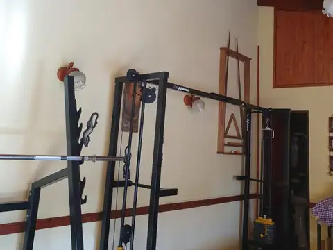 Casa en Venta con 5 cocheras