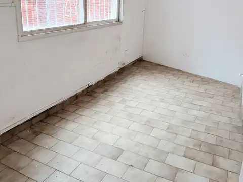 SOLO USO COMERCIAL   450 M2 IDEAL DEPOSITO/OFICINAS/VENTA ON LINE - USOS MIXTURA II -