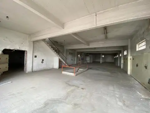 Av San Martin al 3400, Paternal