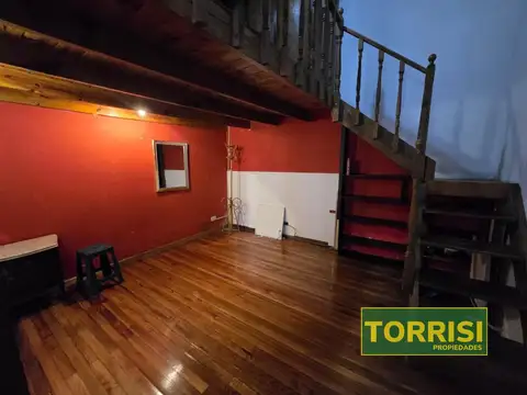 Depto Tipo Casa en Alquiler de 3 ambientes