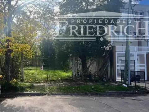 Terreno en Venta, FOS 150