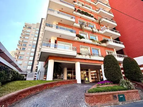 Venta Semipiso R. Mejía 4 Ambientes- Balcón Preciosa vista- Piscina -Bajó de Precio