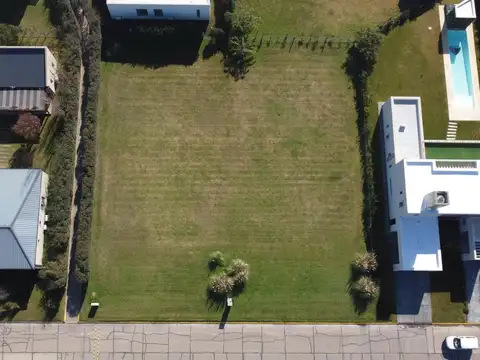 Terreno en Venta 20  mts Frente