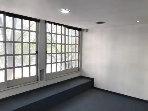 Oficina en Alquiler en Chacarita, USD 0