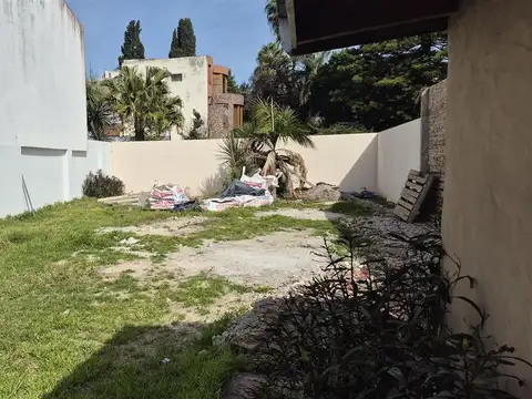 Terreno en Venta 21  mts Fondo