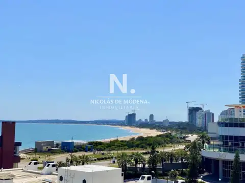 Torre de alta gama - Alexander Collection