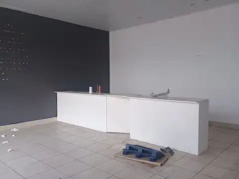 Av. J. D. PERON 2600