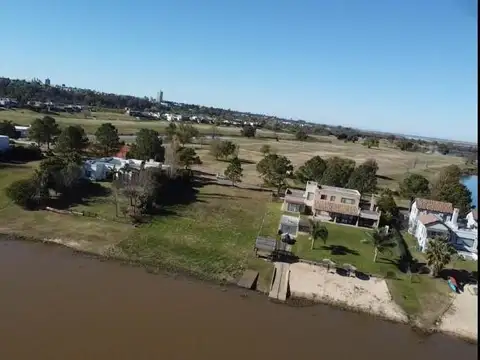 Terreno en Venta 52  mts Fondo