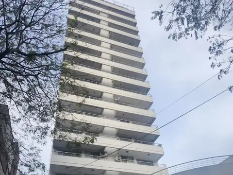 VENTA COCHERA EN BALCARCE 1151