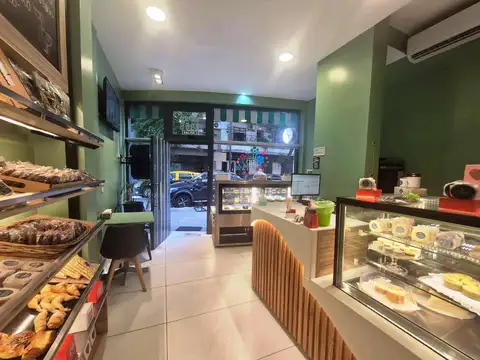 Local en Venta en Flores, USD 180.000