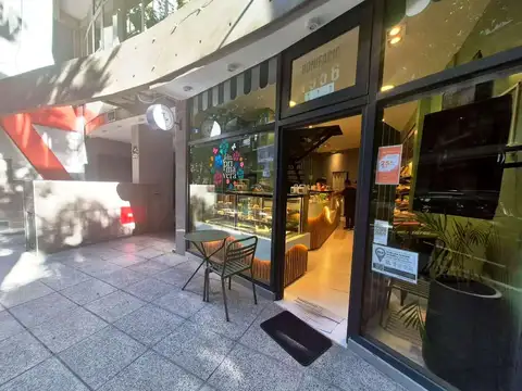 Local en Venta en Flores, USD 220.000