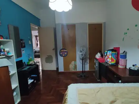 VENTA CASA 4 AMB PATIO AVELLANEDA APTA CREDITO