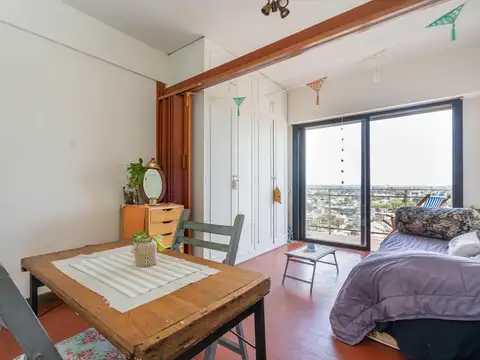Venta en Ramos Mejía. Departamento un ambiente