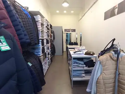 Local en Venta en Flores, USD 500.000