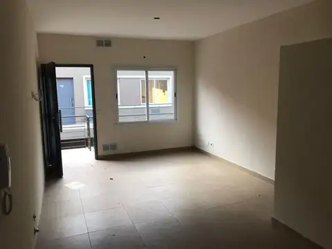 Departamento en Alquiler en Bella Vista, $ 480.000