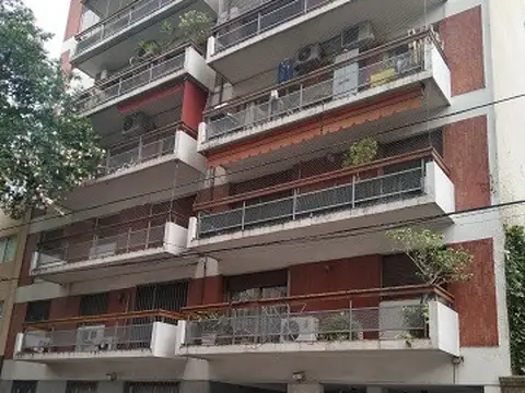 Excel Depto Muy Lum 2 amb 1 dorm, cocina amplia, lav, baño y baulera.