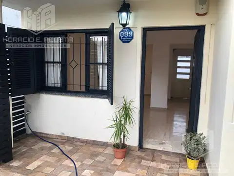 Casa 3 ambientes con 1 baño
