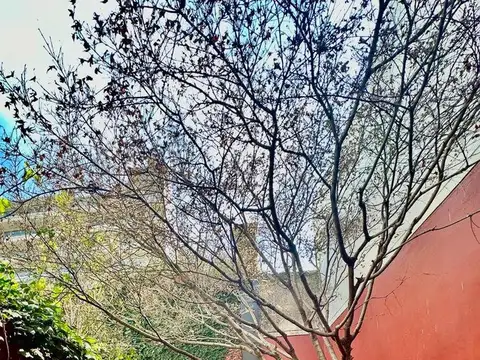 Casa 5 ambientes con 4 baños