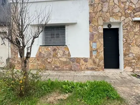 Casa en alquiler en Azcuenaga