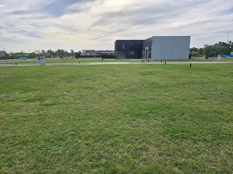 Terreno en Alquiler en Vida Multiespacio Funes