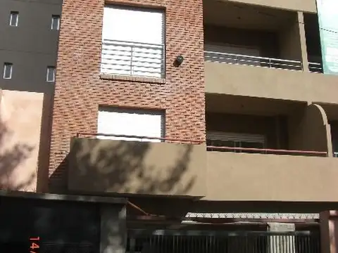 EXCELENTE DEPTO DE 3 AMB. ,CON COCHERA Y BAULERA  SAN FERNANDO. 3 DE FEBRERO 1265