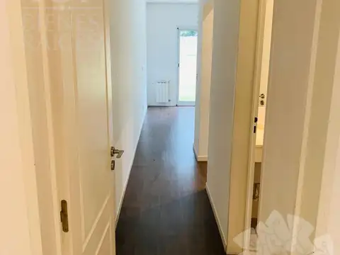 Casa en   alquiler anual