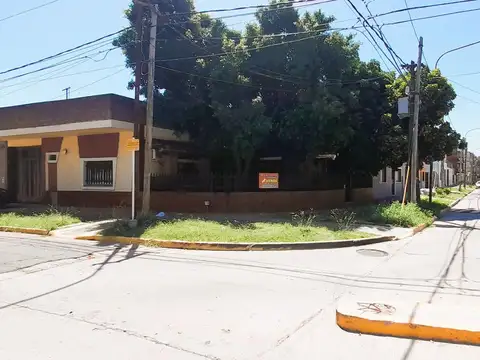 ESTUPENDA CASA AMERICANA CON JARDÍN, GARAGE Y TERRAZA