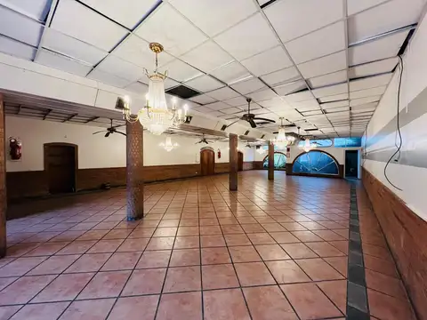 Local en Alquiler en Martinez, $ 3.000.000