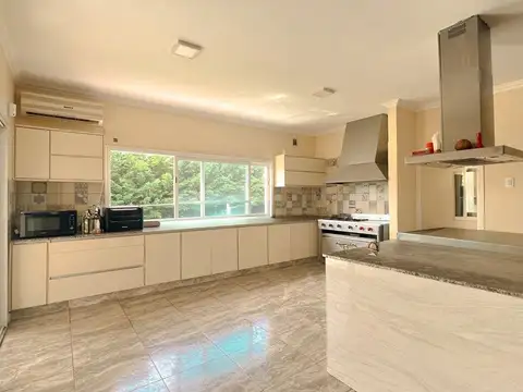 Casa en Venta al Noreste