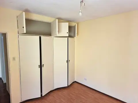 Depto Tipo Casa en Alquiler de 2 dormitorios