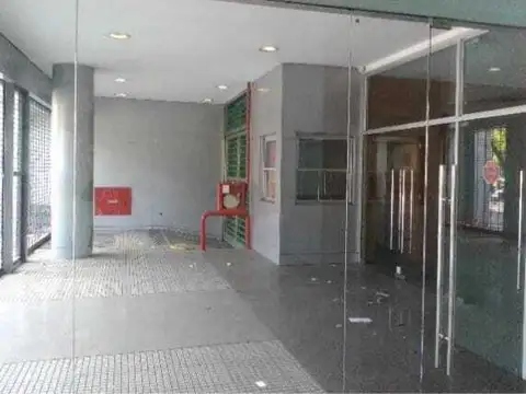 CARLOS PELLEGRINI  al 600