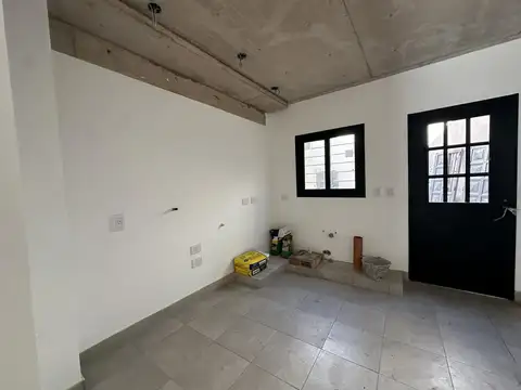 Depto Tipo Casa 3 ambientes con 1 baño