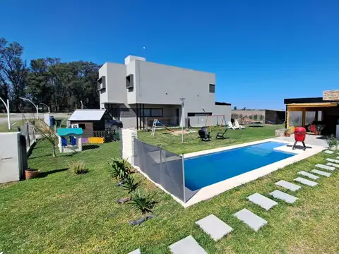 Barrio Cerrado Brisanova